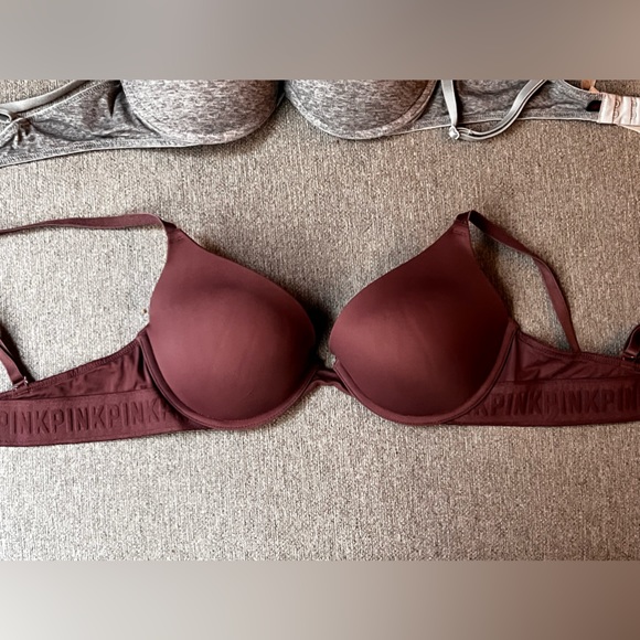 5 Pink Bras - some push up/ some t-shirt style - Picture 8 of 11